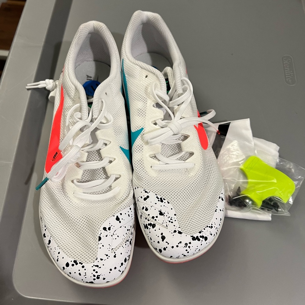 Nike Zoom Rival D 10 White Flash Crimson